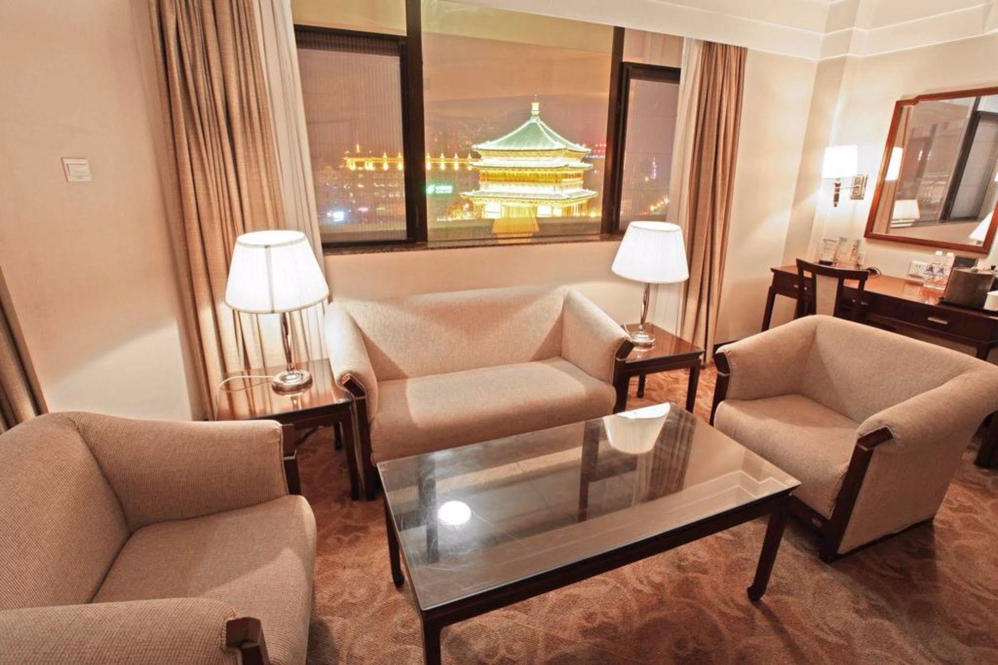 Hotel Ramada By Wyndham Xian Bell Tower Exteriér fotografie